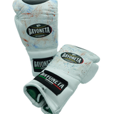 Bayoneta Set Guantes y Casco - Vegetto de Dragon Ball personalizado pintado a mano - Blanco