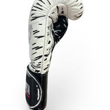 Bayoneta PuLat Gloves - Exclusive Custom “Cartoon” Hand Painted - Mismatch